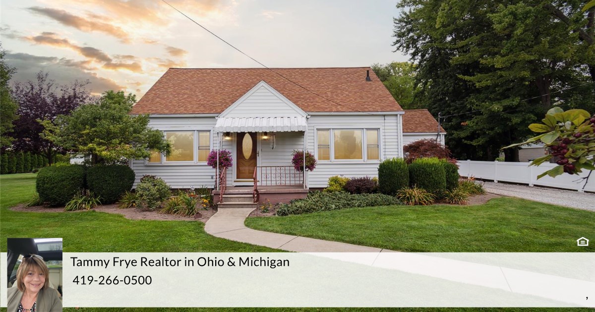 5941 Seaman Rd, Oregon, OH 43616